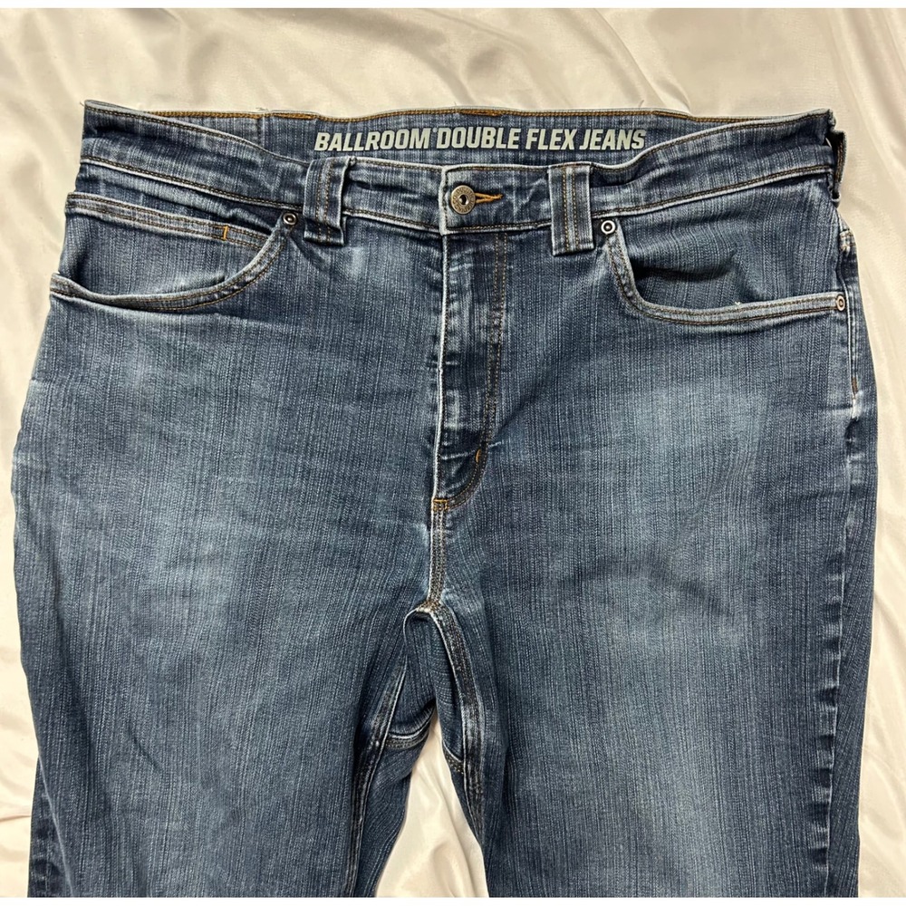 Duluth Trading Co Ballroom Double Flex Jeans Mens 36x28 Relaxed Fit Blue Denim - Picture 2 of 16